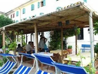 라찌제 La Tinassara B&B 2*,